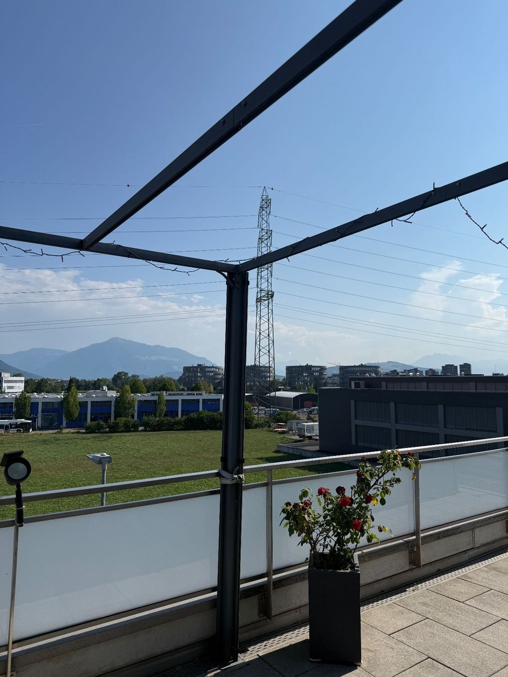 Abris: Pergola Metall Gestell für Balkon oder Terrasse 3x3m – D'occasion à Steinhausen par Luxury_Limited 3