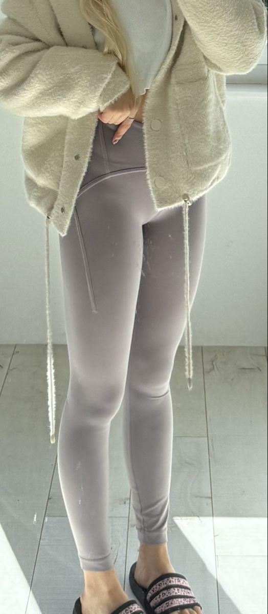 Lululemon Leggings: Lululemon leggings, lila, size 0 – Usato da Meilen venduto da ver_bh9r 2