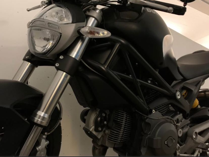 Ducati Strada: Ducati Monster 696 ABS (gedrosselt) - erst 7‘800 km! – Usato da Marthalen venduto da ironh1tsch 3