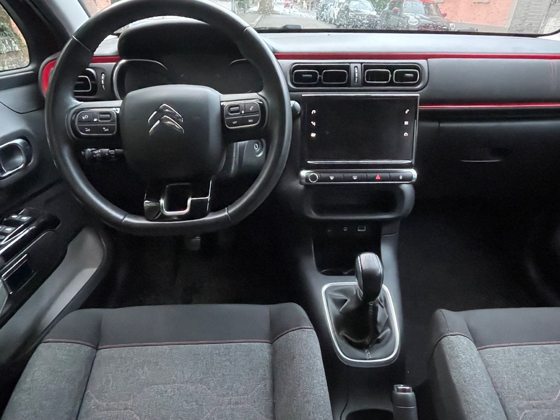Citroën Autos: Citroën C3 1.2 PureTech Shine – D'occasion à Gy par ste_qrh2 6