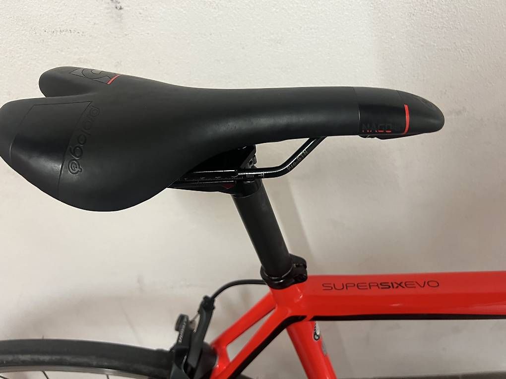 Cannondale Biciclette: Cannondale Supersix Evo Super Leger Taille M – Usato da Versoix venduto da sad_2cl8 4
