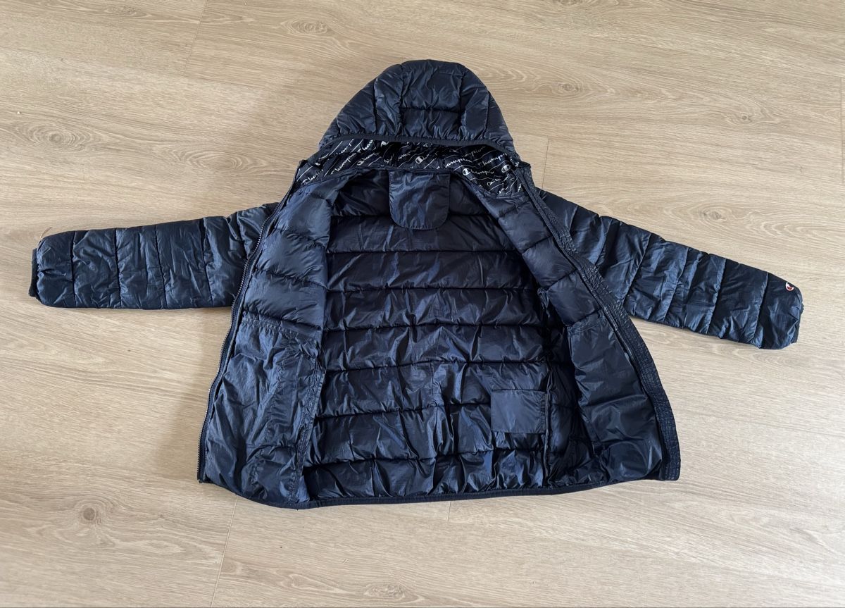 Champion Jacken: Champion Übergangsjacke Gr. 140 – Gebraucht aus Fehraltorf von portas6 2