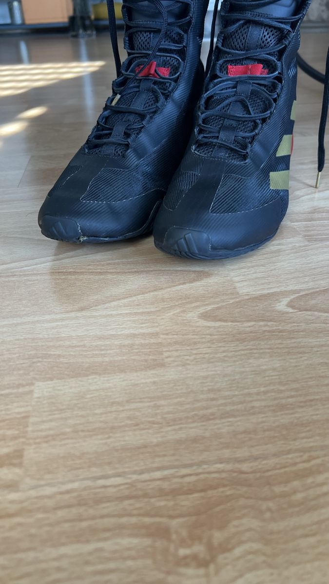 Adidas Scarpe da uomo: Adidas Boxschuhe, Boxstiefeln. Torsion system – Usato da Uznach venduto da bmw-girl 5