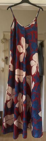 LONGUE ROBE! M