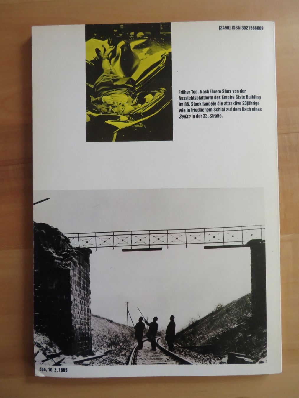 Bücher: Das Katastrophen-Album – Gebraucht aus Bern von mordswein 4