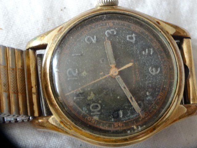 Uhren: ANTIK HERREN UHR,HANDAUFZEUG.PUTZEN PROBLEM.STOP-LÄÜFT – Gebraucht aus zürich von ahmad01