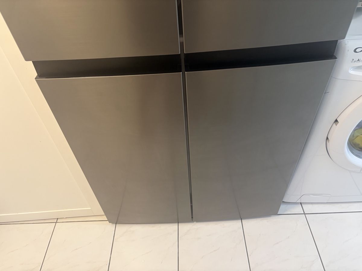 Frigoriferi & Refrigeratori: Kühl-Gefrierkombination Silber Zustand gut – Nuovo (secondo la descrizione) da Dietikon venduto da adr_pw26 3