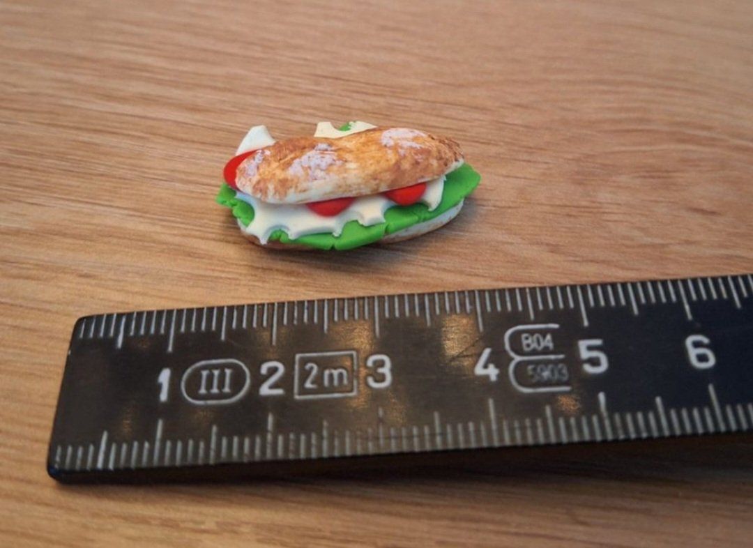 Case e mobili per bambole: Puppenhaus Sandwich – Nuovo (secondo la descrizione) da Zürich venduto da HandmadeTinyFood 1