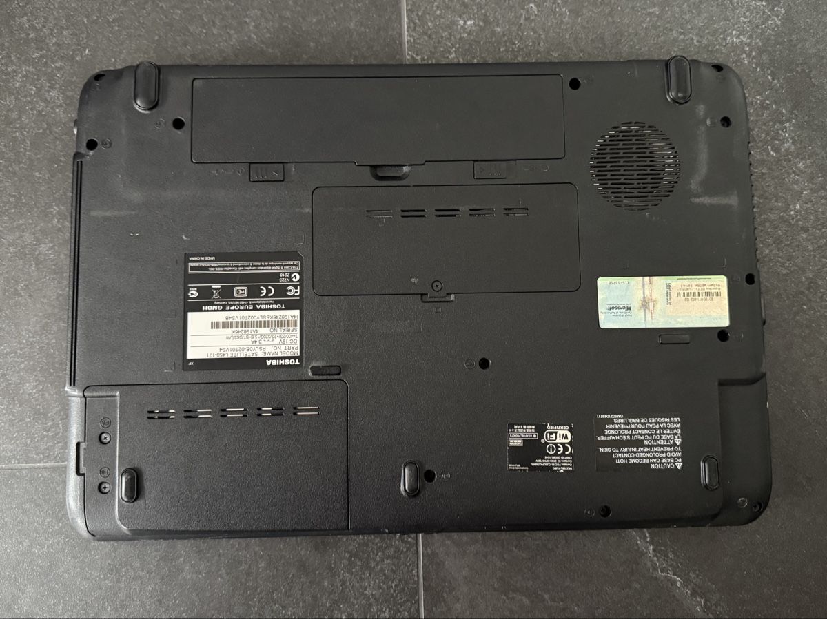 Toshiba Notebook: Toshiba Satellite – Usato da Goldach venduto da igwhitestar 2