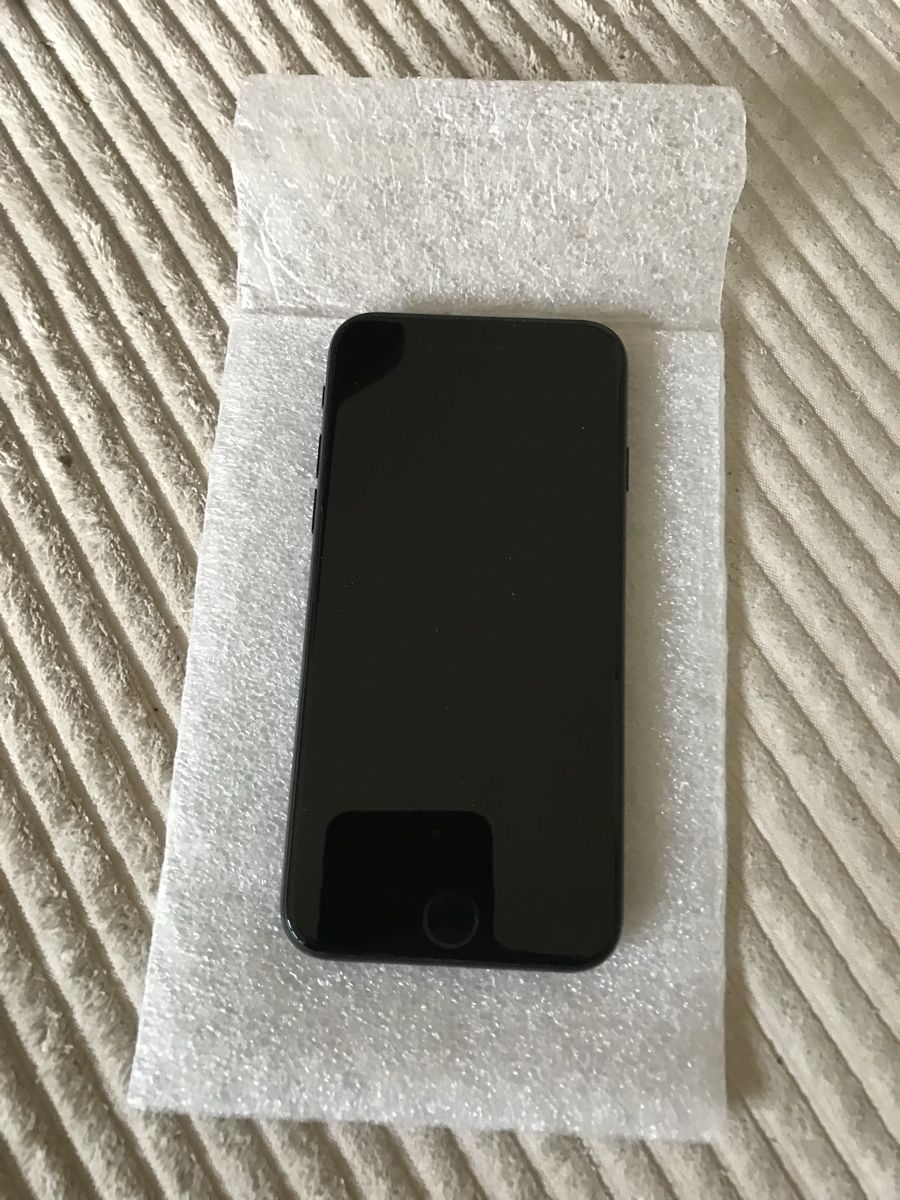 Apple Portables: Iphone SE 2022, 3. Generation. Refurbished – Neuf (Voir description) à Olten par juliansaibene