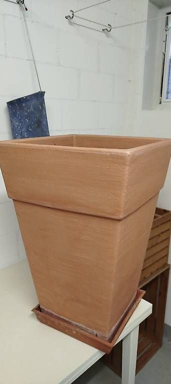 Vasi per fiori: Pflanztopf Kunststoff. – Usato da Langenthal venduto da Optimist04