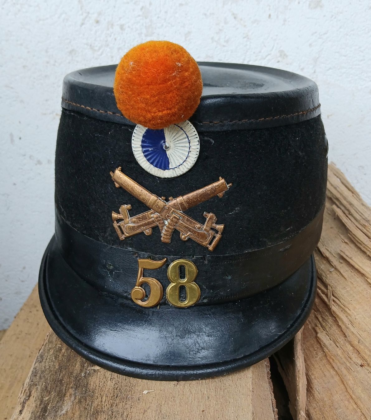 Schweizer Armee Uniformi: Tschako mod.98 mitrailleur – Usato da Sciernes-d'Albeuve venduto da Dojo004 1