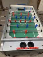 Tischfussball „Töggelikasten“