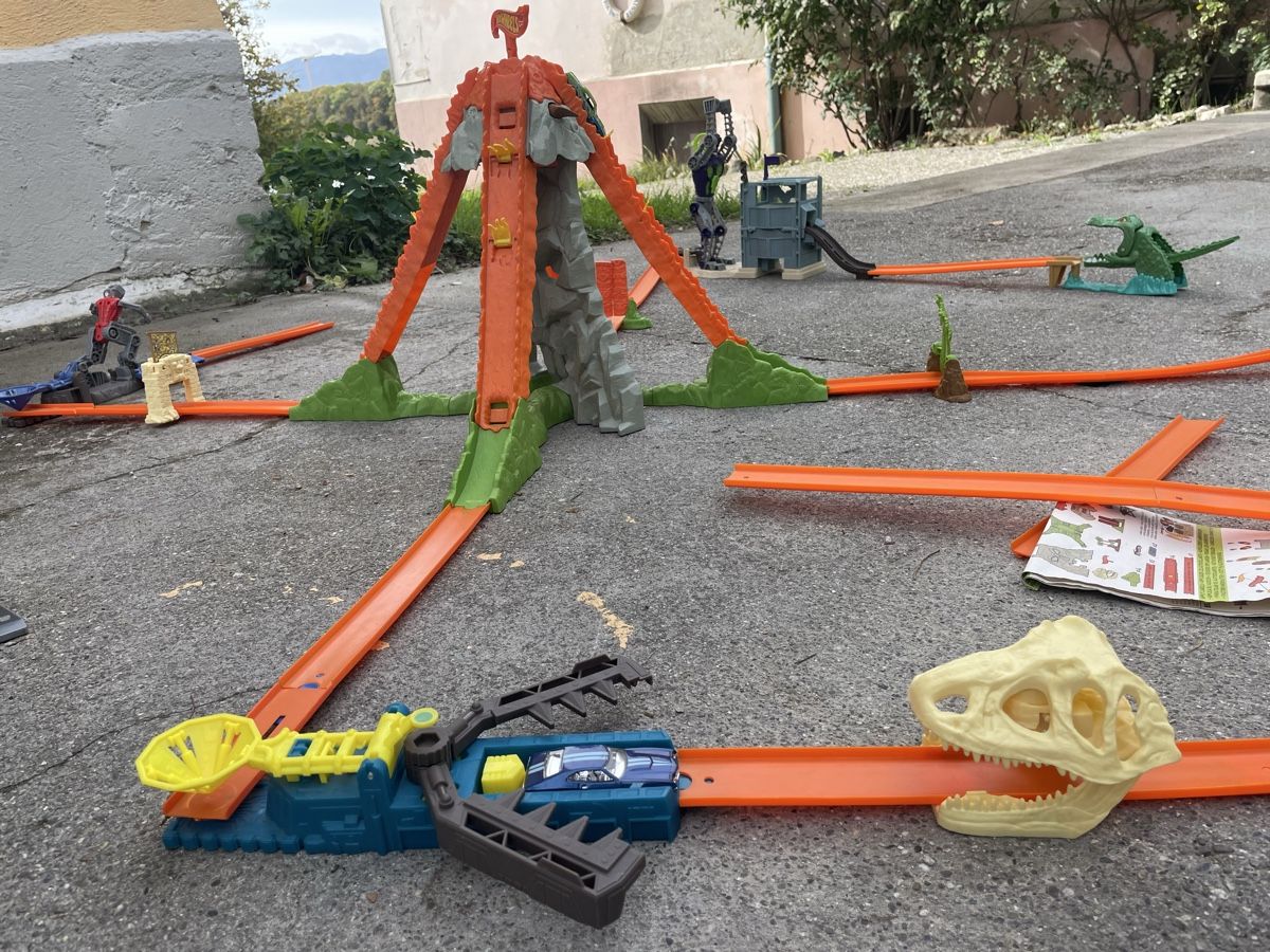 Hot Wheels Piste: Circuit Hot Wheels et 20 voitures  – Usato da Vernier venduto da coc_29tq 4
