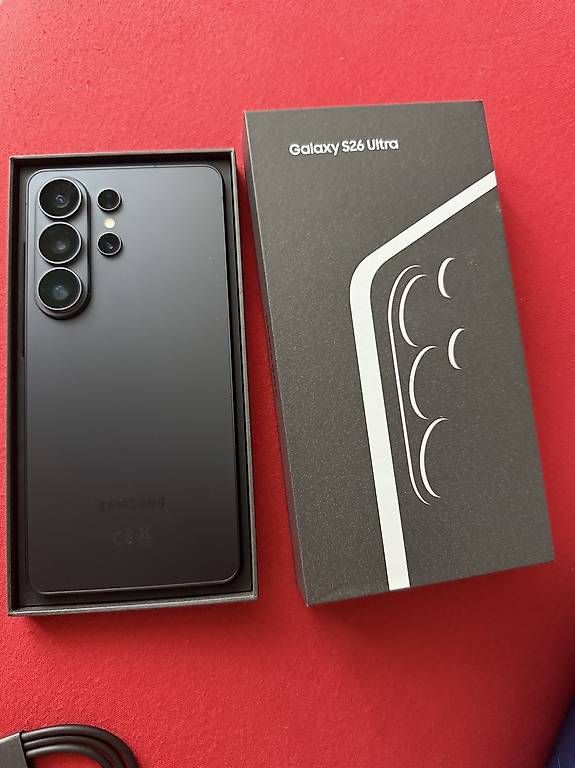 Samsung Telefoni cellulari / Smartphones: Samsung galaxy s26 ultra 512gb – Usato da Wangen an der Aare venduto da dus_nnf8 1