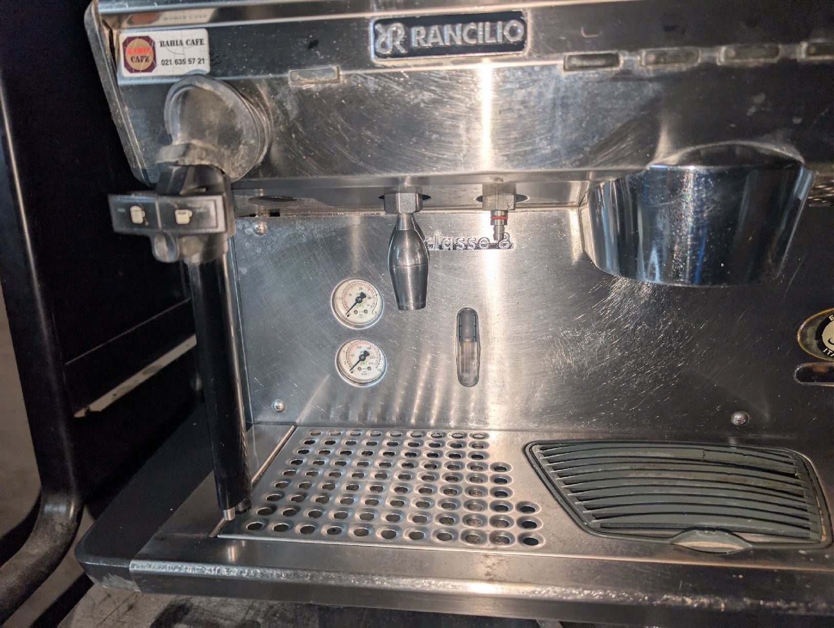 Rancilio Machines à café & Machines à expresso: Machine à café professionnelle Rancilio Classe 8 – 2 Groupes – Défectueux à Daillens par cla_sj2w 4