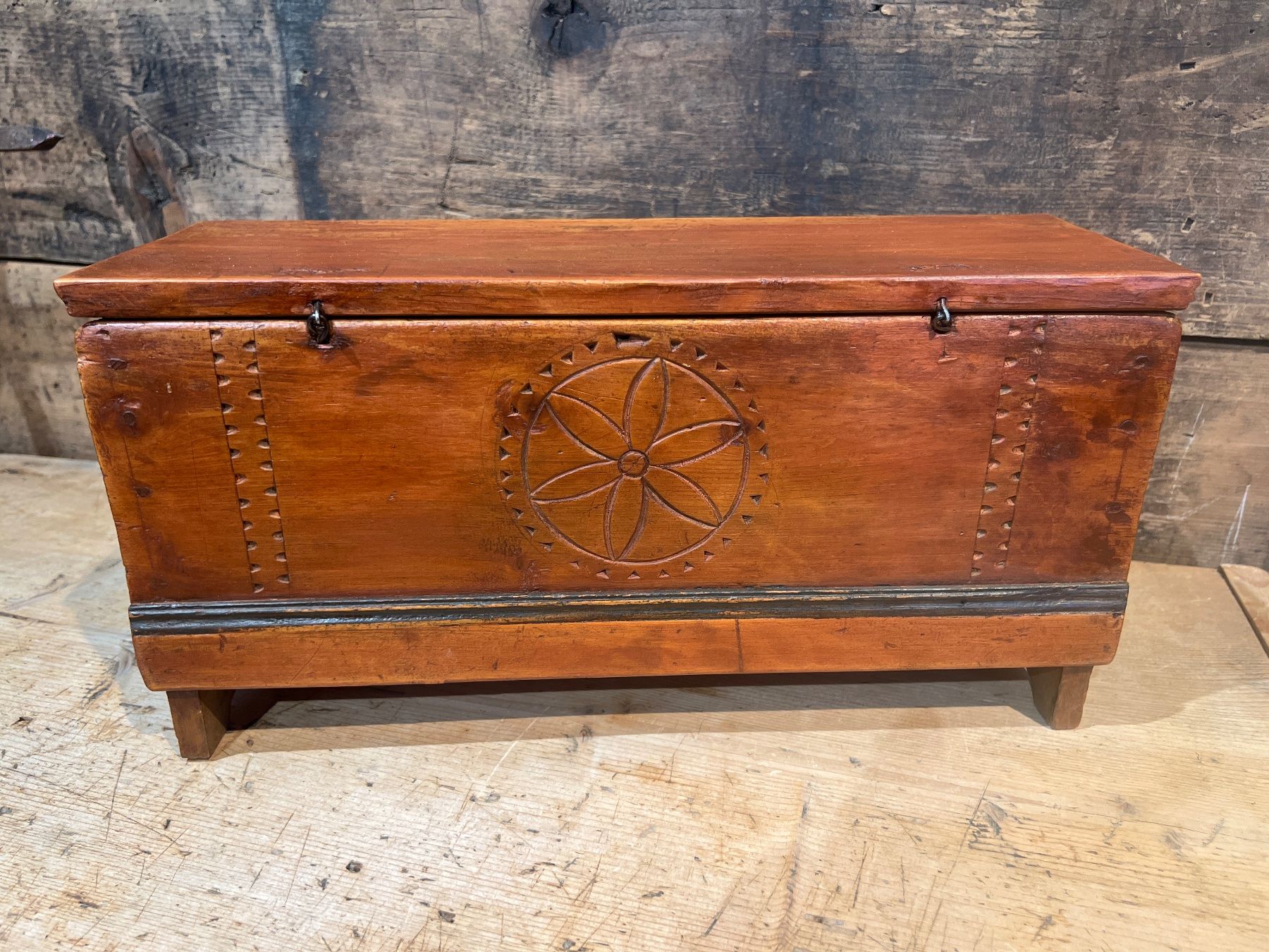 Articoli in legno: Schatulle dat.1817 – Usato da Gossau SG venduto da Keller-Antiques 3
