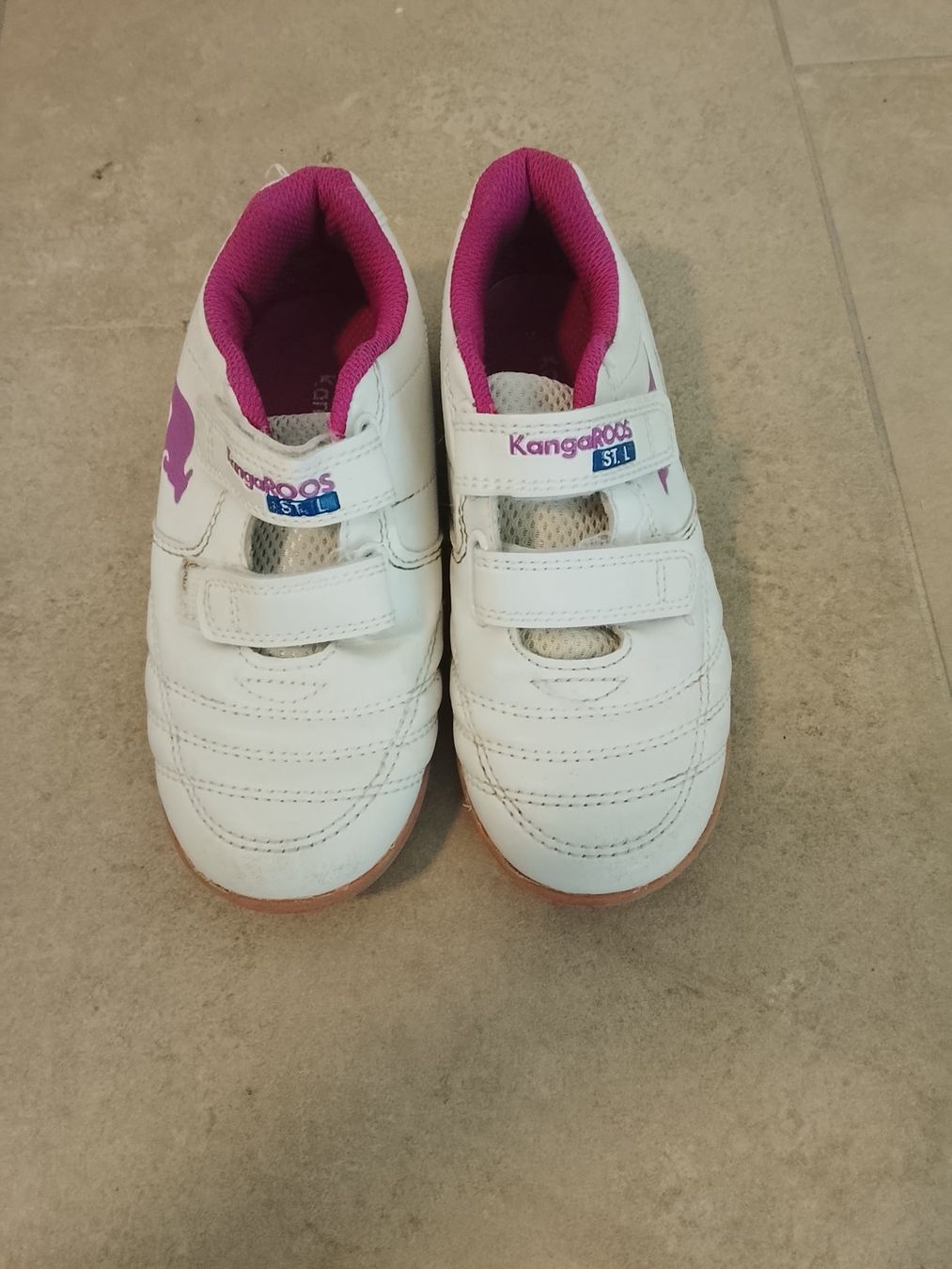 Chaussures garçon: Turnschuhe Kangaroos Gr. 29 – D'occasion à St. Gallen par Fluros