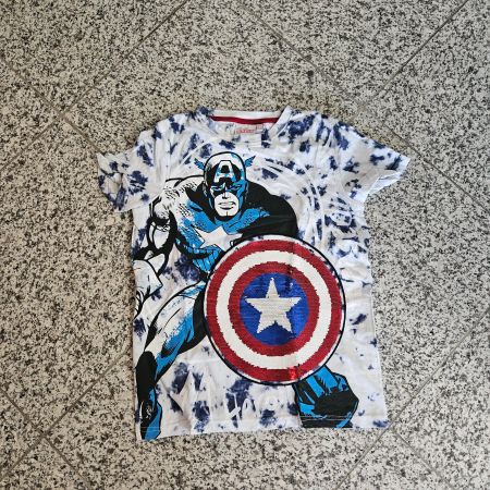 T-Shirt  Captain Amerika Desigual  Gr. 146Wendeailletten neu