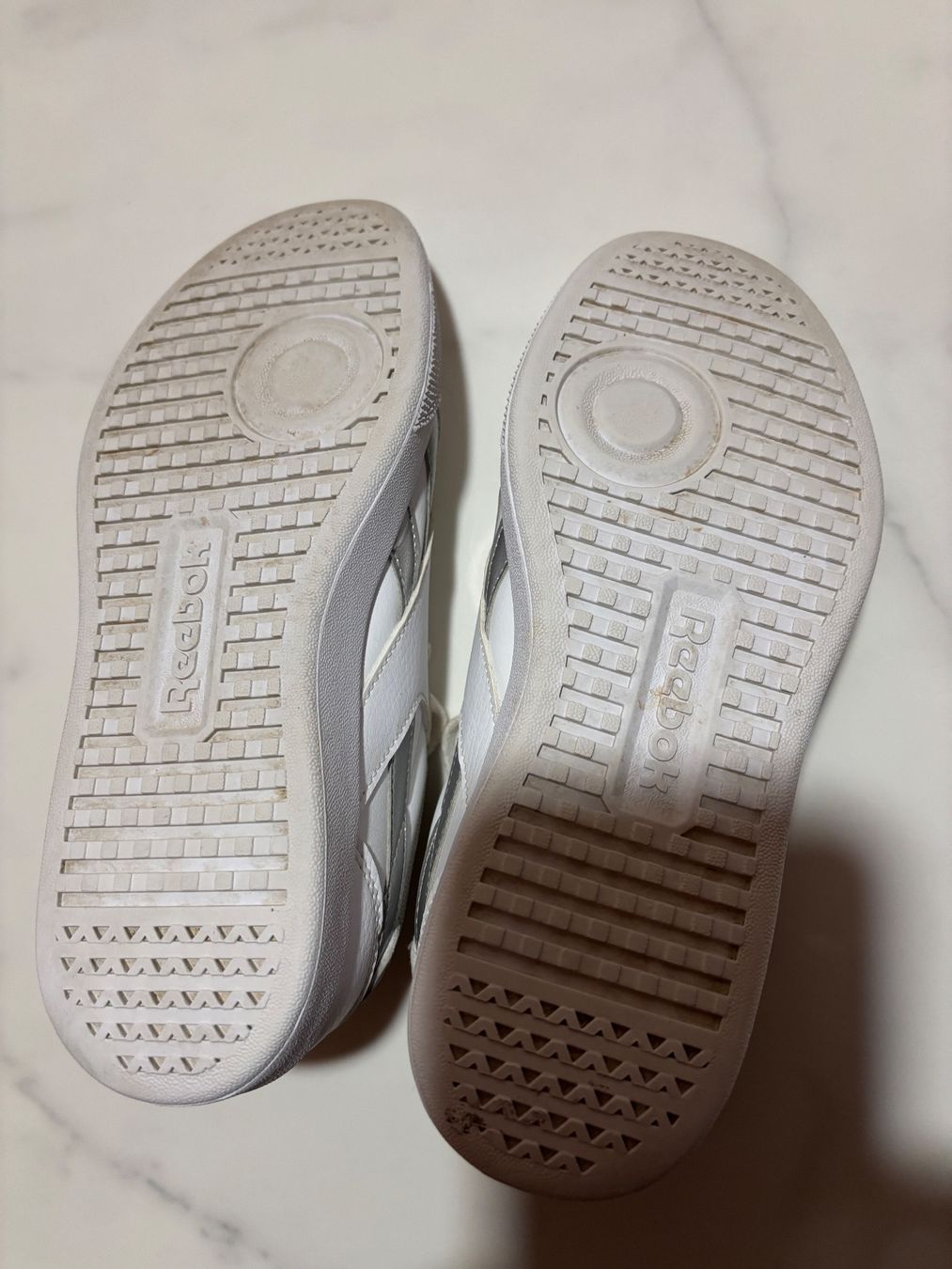 Reebok Scarpe da donna: Basket REEBOK pointure 37 – Usato da Delémont venduto da Vendeur_3 3