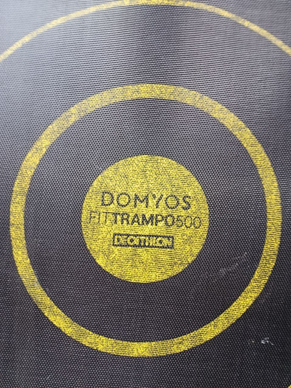 Decathlon Trampolini: DOMYOS Trampolin mit Frontstange und einklappbaren Füssen – Usato da Pratteln venduto da harigo 1