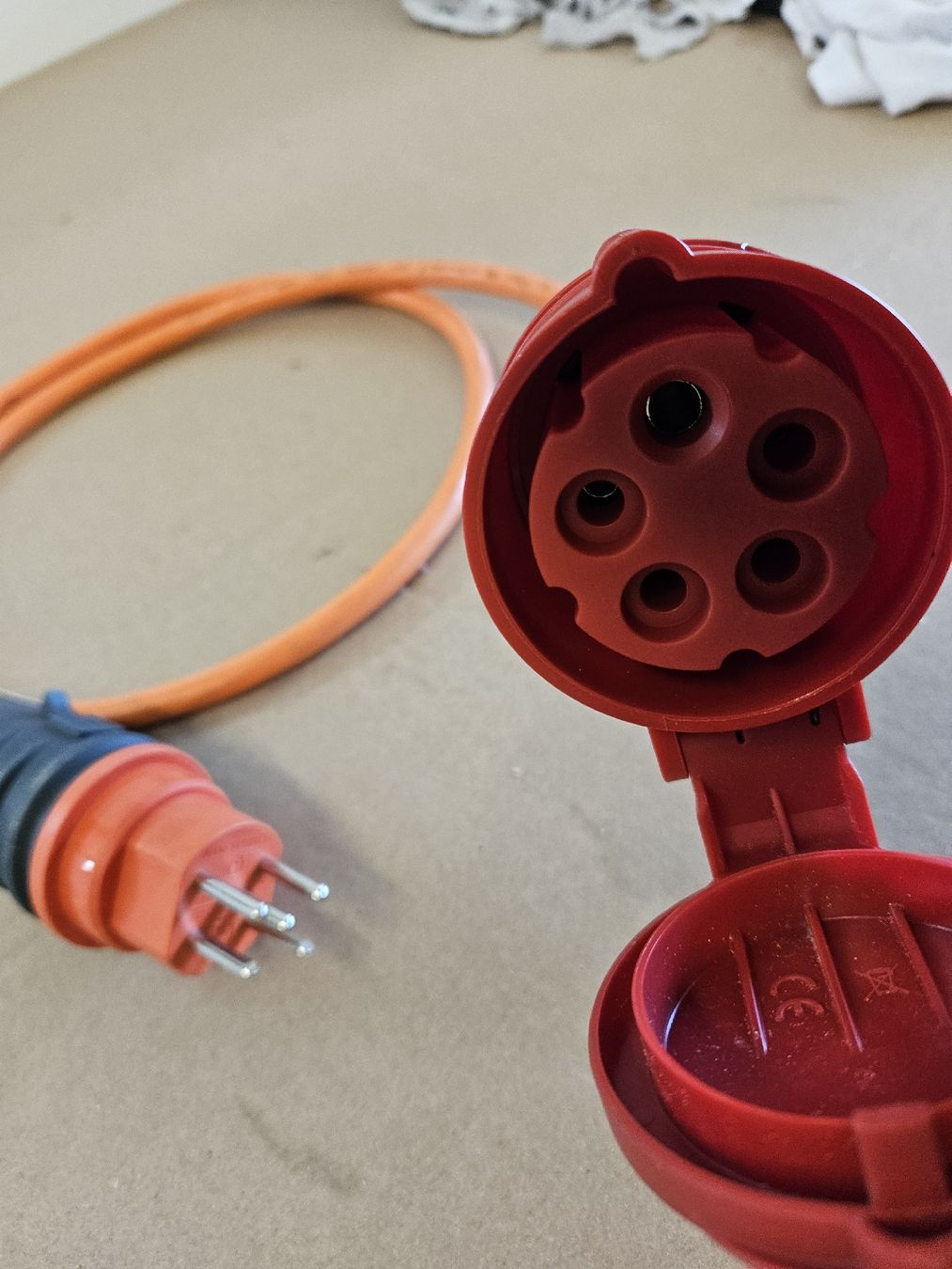 Unità & Adattatore: Adapter 16 A – Nuovo (secondo la descrizione) da Regensdorf venduto da Zem003 2