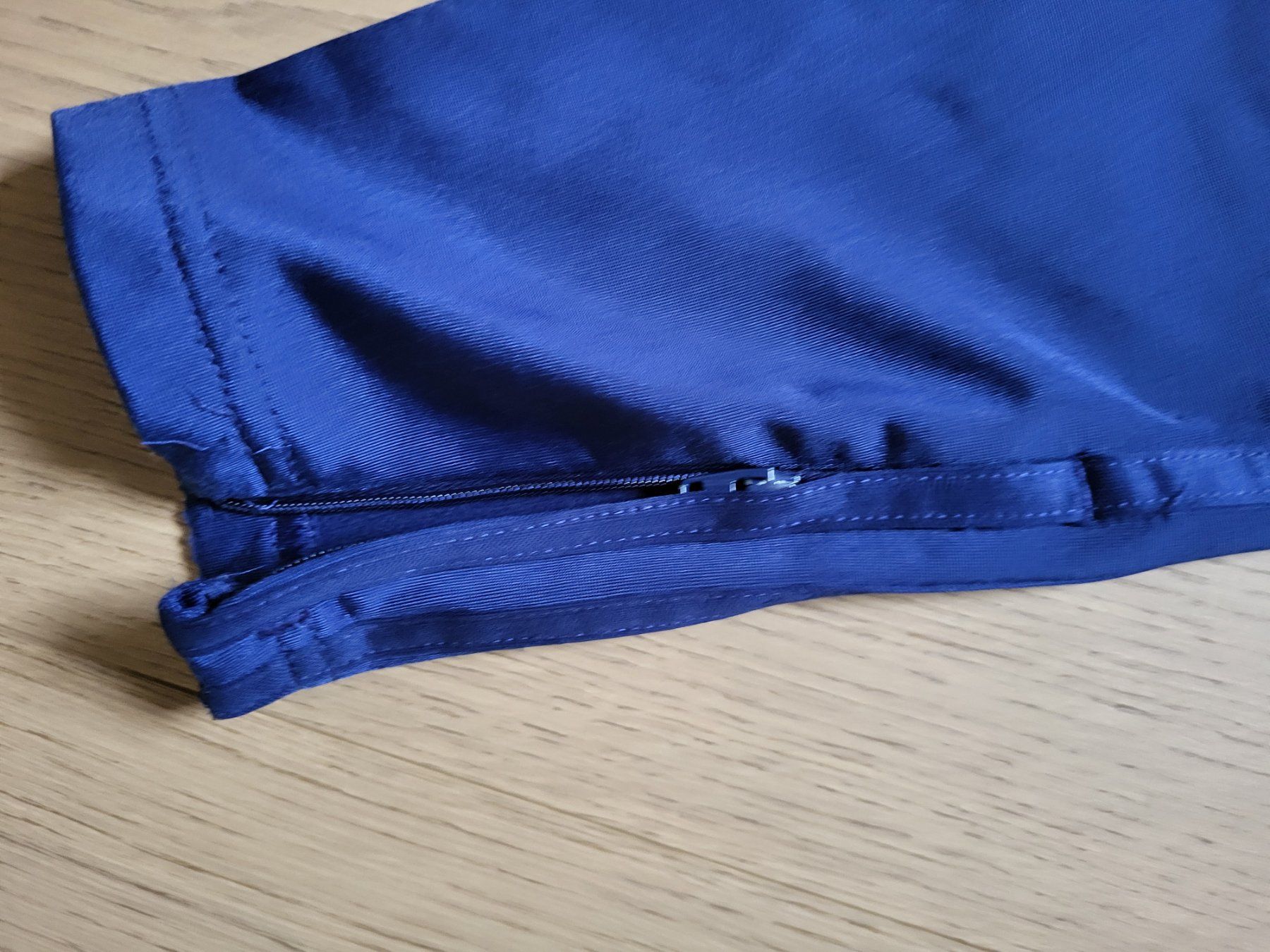 Adidas Pantaloni: Adidas - pantalon jogging  -  116cms – Nuovo (secondo la descrizione) da Zumikon venduto da cozurich 2