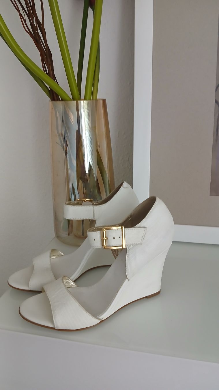 Scarpe da donna: Minelli weisse Lederschuhe, Gr 39, Ab.10cm – Nuovo (secondo la descrizione) da Beinwil am See venduto da Superchance 4