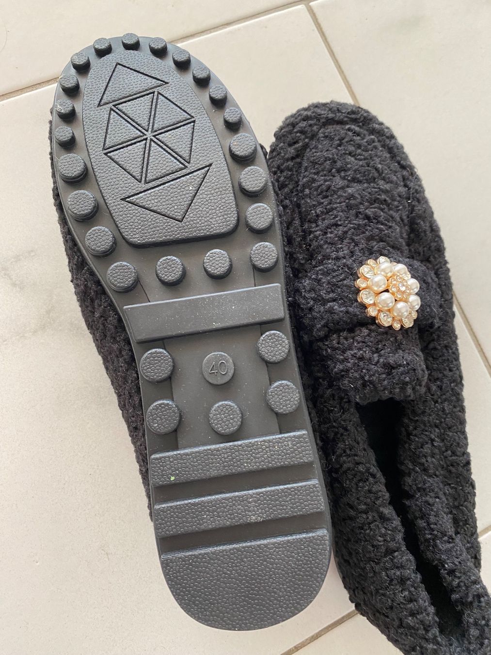Damenschuhe: Hausschuhe – Gebraucht aus Zollikon von Dory11 2