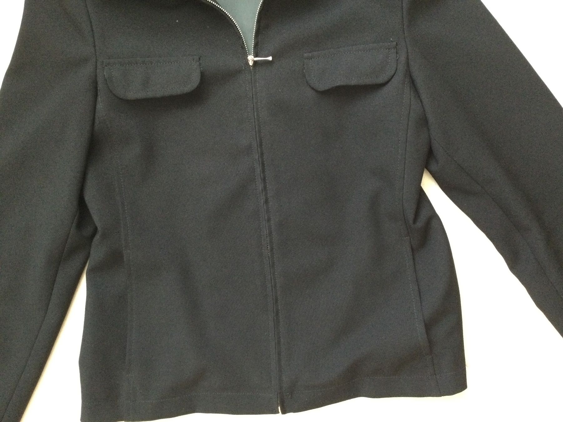 Sisley Anzüge & Kostüme: Schwarzer Sisley Blazer, zeitloser Klassiker, Grösse 36 – Gebraucht aus Zug von ang_rxx5 5