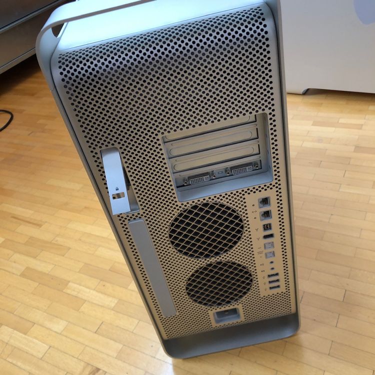 PowerMac G5 Quad 2.5GHz GeForce6600 HD250GB メモリ2.5GB OS10.5.8