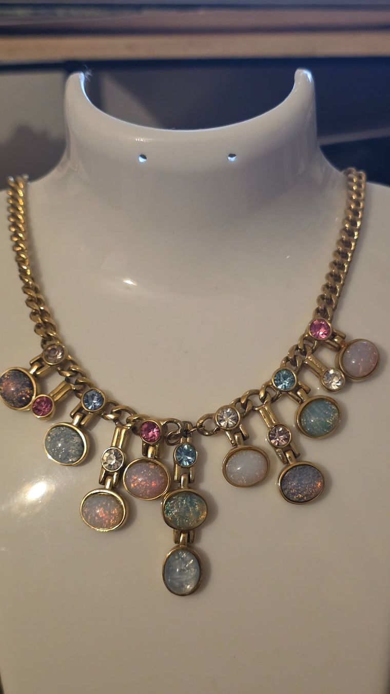 Givenchy Ketten: Givenchy Kette – Gebraucht aus Wittenbach von rose_rosi