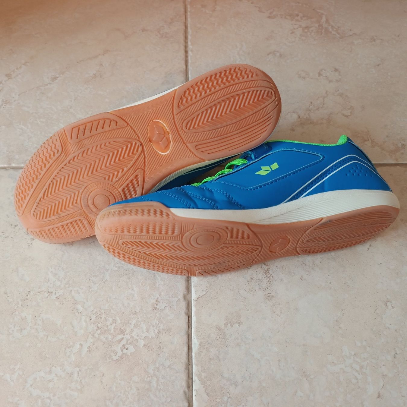 Scarpe per ragazzi: Lico Hallenturnschuhe Gr. 39 – Usato da Emmetten venduto da Hornberger 3