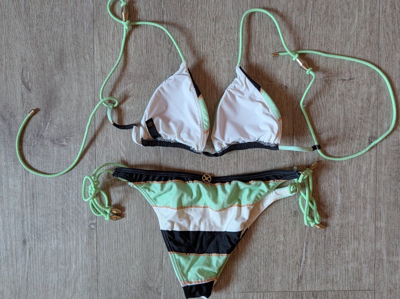 Costumi da bagno & Bikini: Vix Paula Hermanny Bikini top S plus bottom M – Nuovo (secondo la descrizione) da Altendorf venduto da jak_lkk8 5