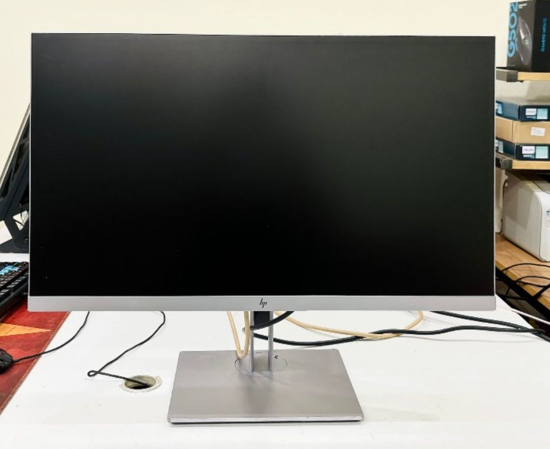Hewlett Packard Monitor: HP Elite Display E273q 27 – Usato da Grüningen venduto da pie_b8yx 1