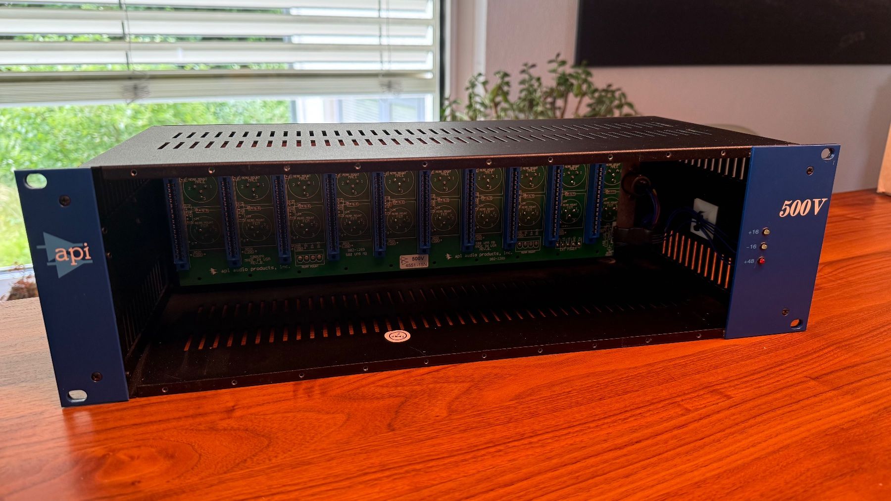 API Egaliseurs: API VPR 10 - 500 Series Case – D'occasion à Gerlafingen par Alexp4485