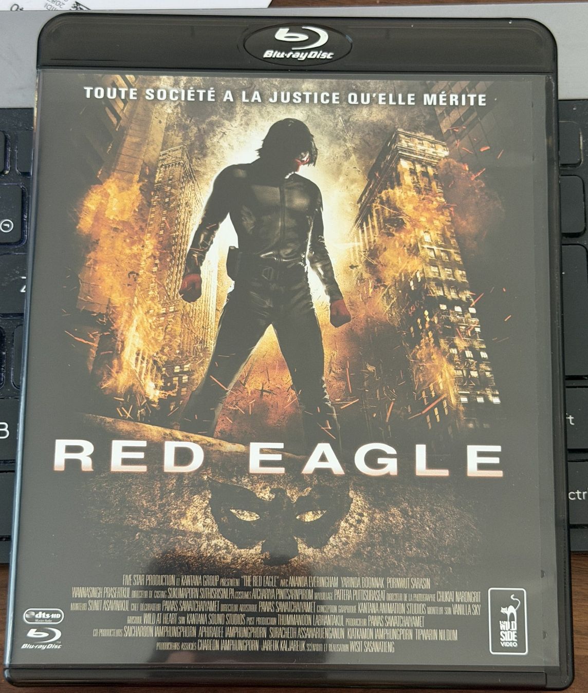 Tous les DVDs: Red Eagle (2010) - Blu-ray – D'occasion à Semsales par __Florian__ 1