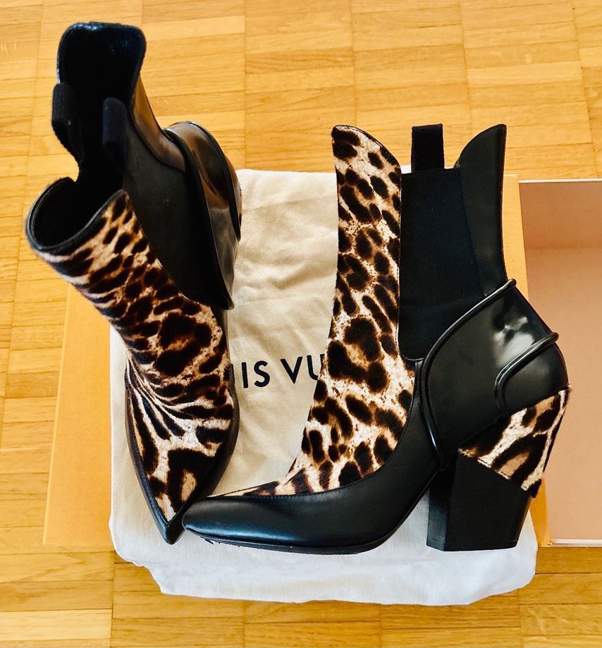 Louis Vuitton Scarpe da donna: LOUIS VUITTON Stiefeletten – Nuovo (secondo la descrizione) da Zurich venduto da MX1000 5