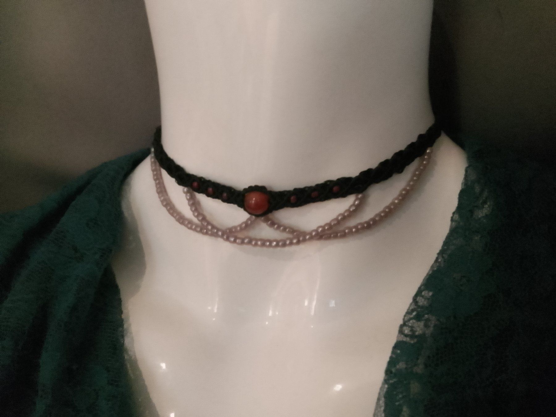 Colliers: Makramee Kette / Choker mit Karneol – Neuf (Voir description) à Pfäffikon ZH par Emporos_42