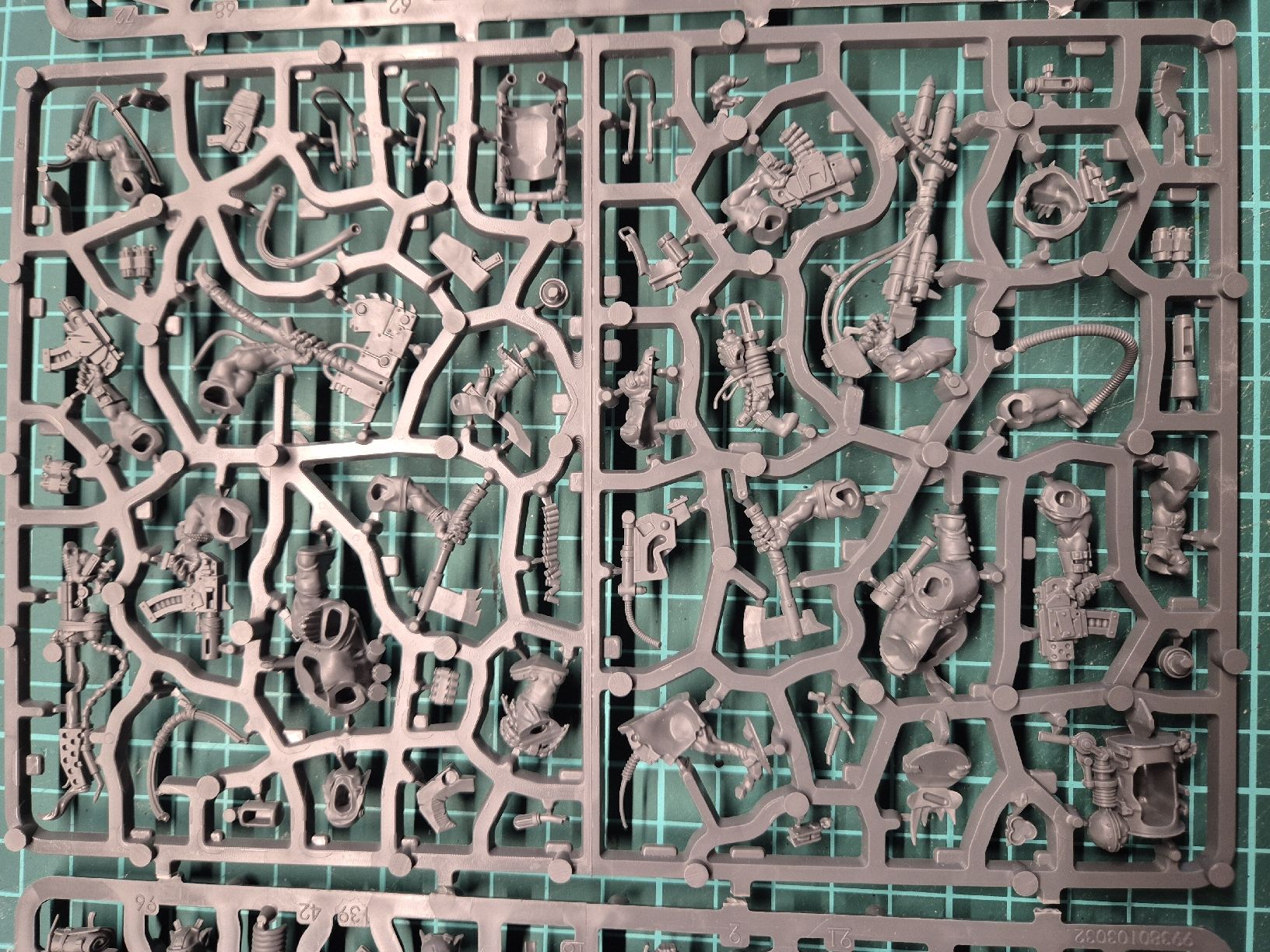 Kit di modellismo & Modellini statici: Warhammer 40k - Ork Kommandos (Kill Team) – Nuovo (secondo la descrizione) da Zug venduto da toetoe79 7