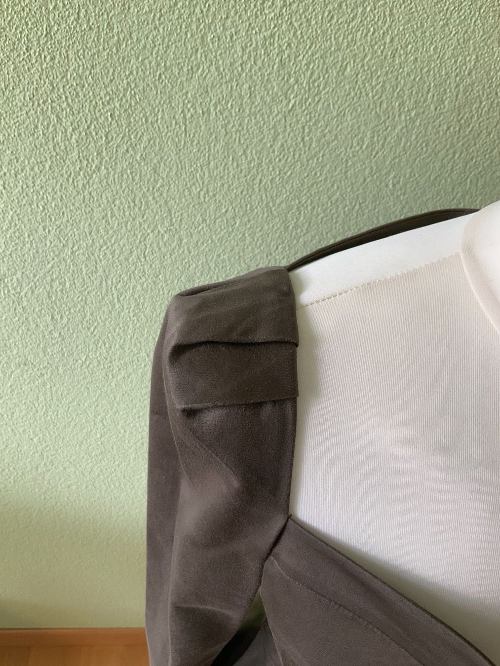 Giacche: Jacket, tailliert, olive, POEM, Gr. 34, sehr hochwertig! – Usato da Zürich venduto da ancillaschmidhauser 7