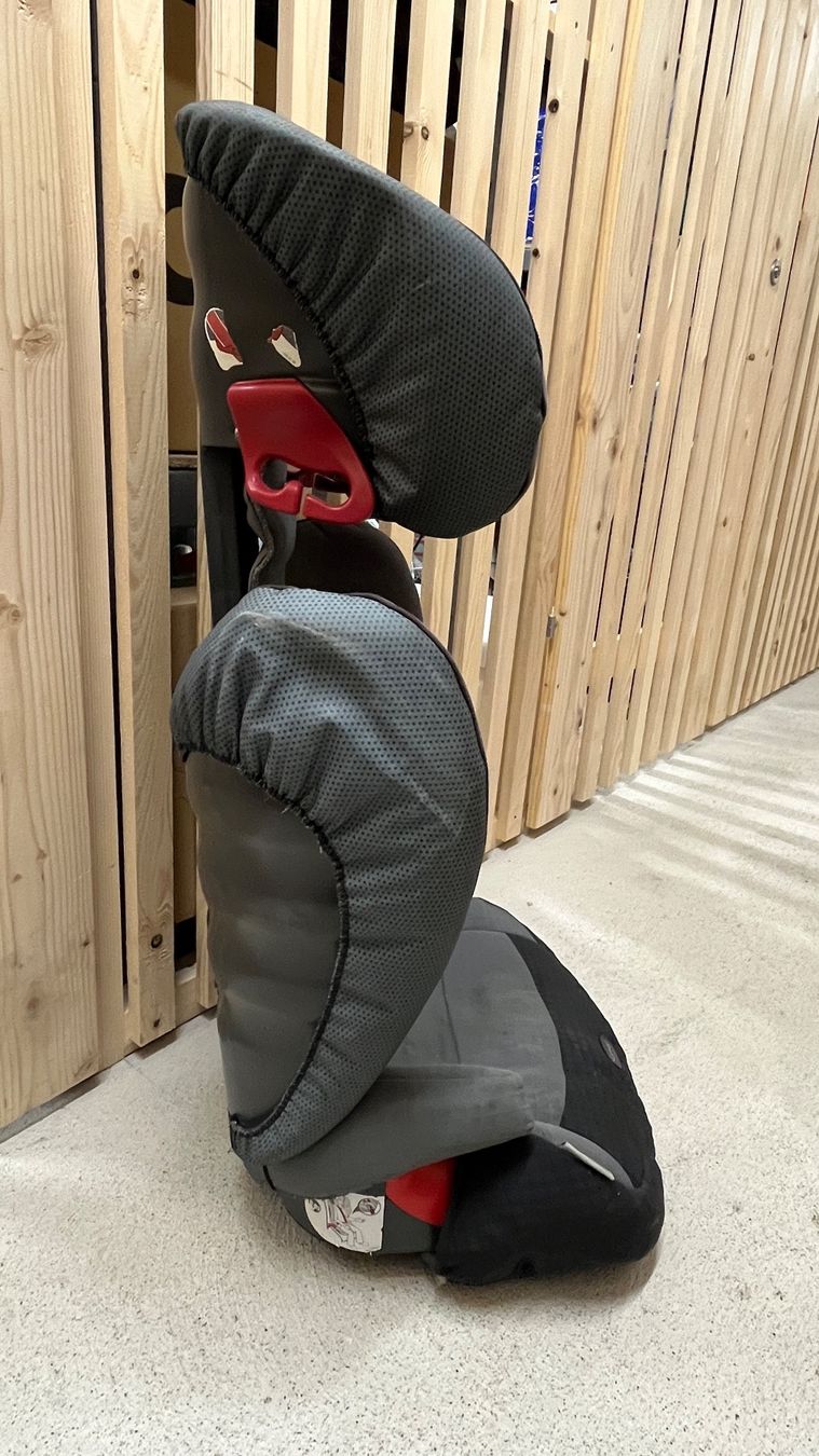 Britax Römer Seggiolini per auto: Baby/Kinderautositz – Usato da Zürich venduto da mic_25dl 2