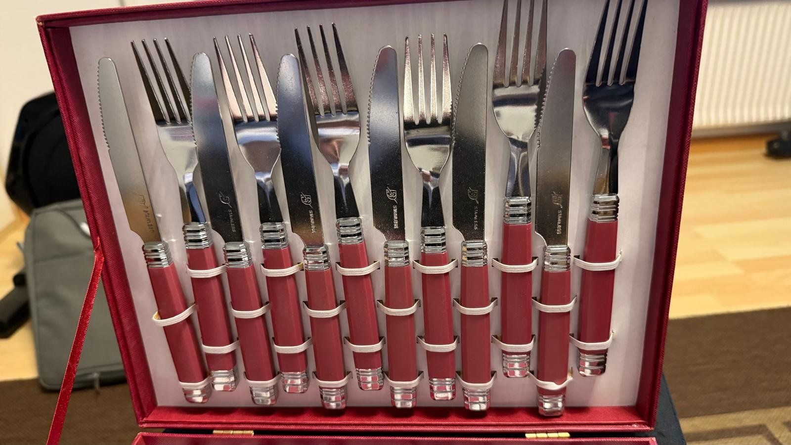 Bestecksets: Besteckset 24-teilig – Neu und originalverpackt aus Olten von framos65 2