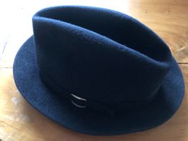 Hut schwarz