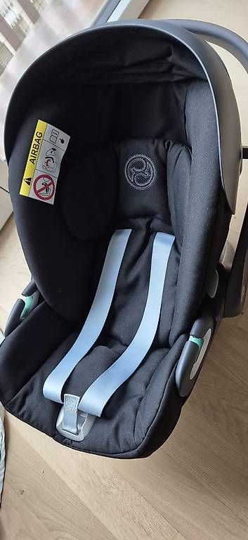 Seggiolini per auto: Maxicosi schwarz – Usato da Zell ZH venduto da shermii