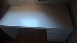 bureau MALM (IKEA)
