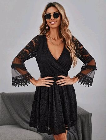 Schwarzes Spitzenkleid gothic Gr S *neuwertig*