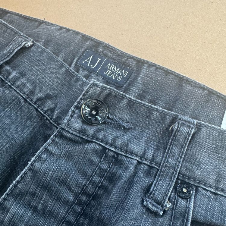 Armani Jeans: Armani Jeans vintage straight-leg (levi strauss hosen retro) – Usato da Rheinfelden venduto da sourced_limited 4