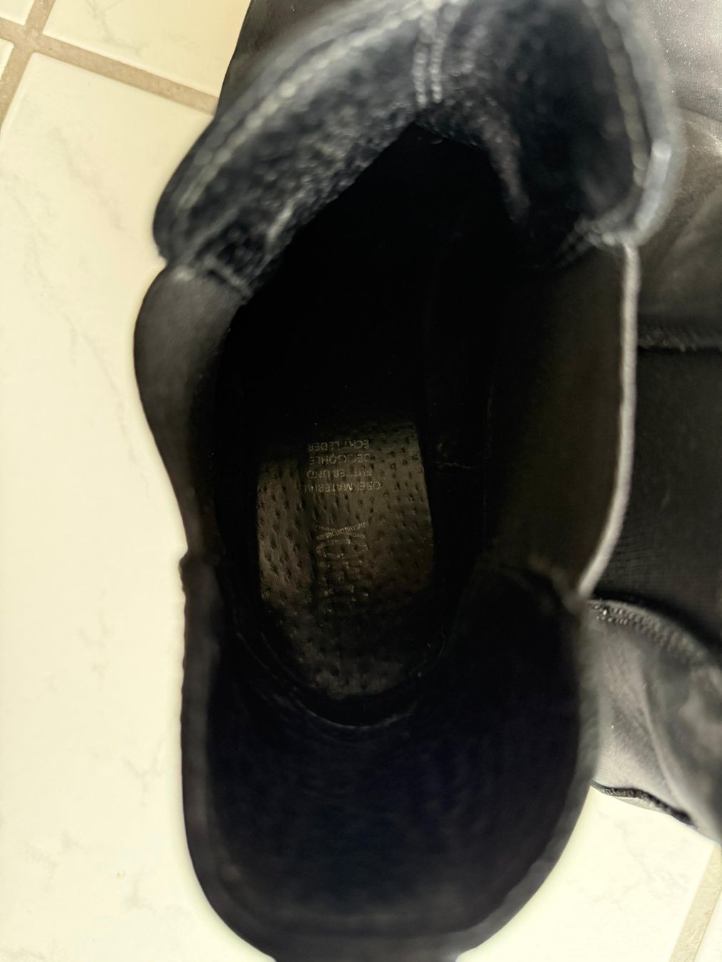 Scarpe da donna: Stiefeletten, schwarz, Gr. 38 – Usato da Emmenbrücke venduto da Florentina27 7
