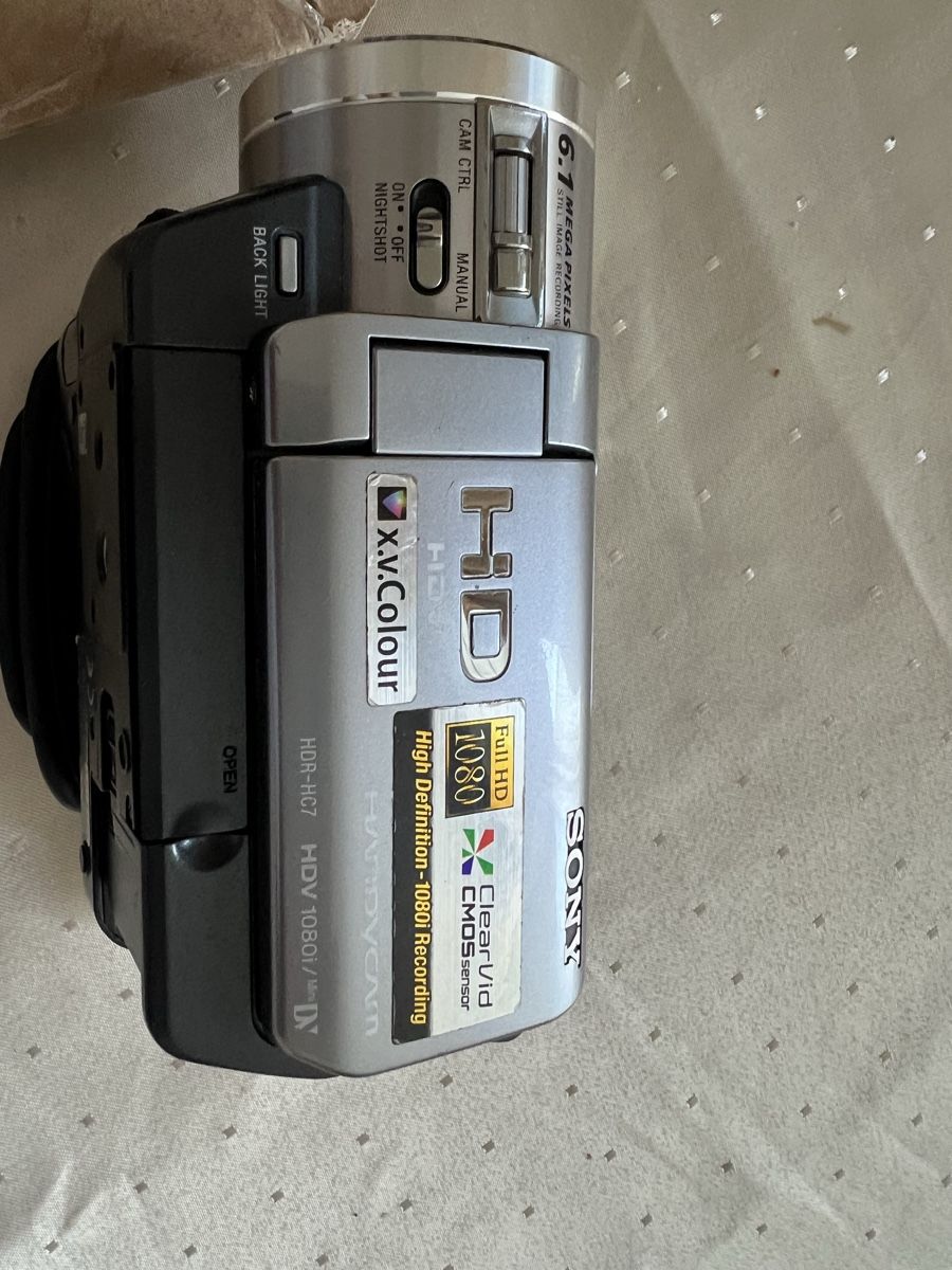 Sony Caméscopes: Sony Handycam – D'occasion à Zürich par jao_2bx7 3